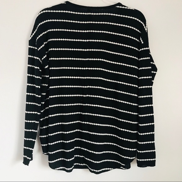 CHASER | Thermal Henley | like new! Oversized. - Picture 4 of 12